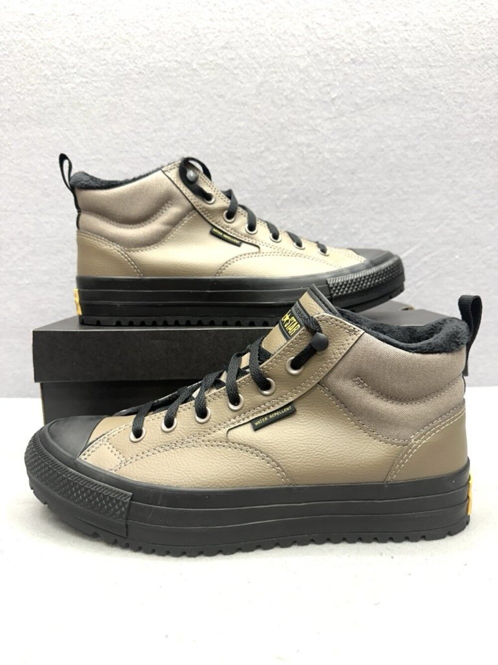 Converse Street Boots Men Size 9.5 Chuck Taylor All Star Malden Mid Taupe Black - Picture 2 of 12